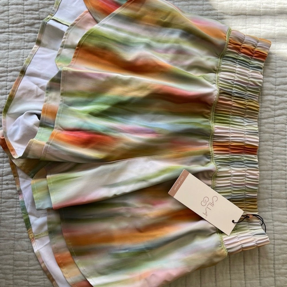 Calia (by Carrie Underwood) shorts multi size L — 4 left get them fast!